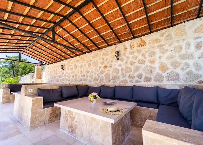 Castle Islamlar Βίλα Κας