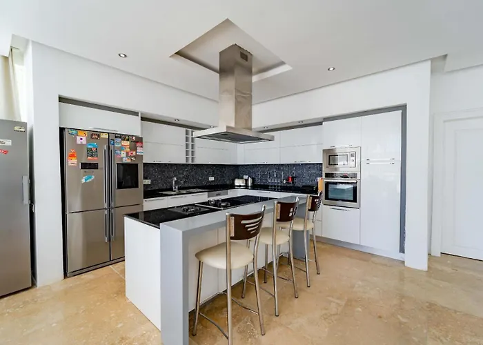 Castle Islamlar Βίλα *