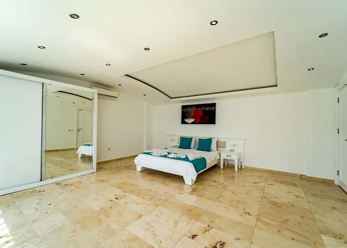 Castle Islamlar * Κας